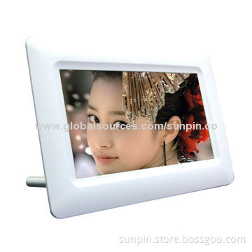 7-inch Multifunction Digital Photo Frame with Resolution 800X480, Digital Screen, Built-in Memory